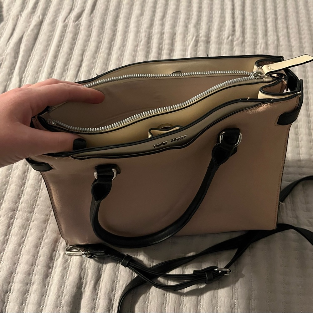 Nine West purse pink and cream